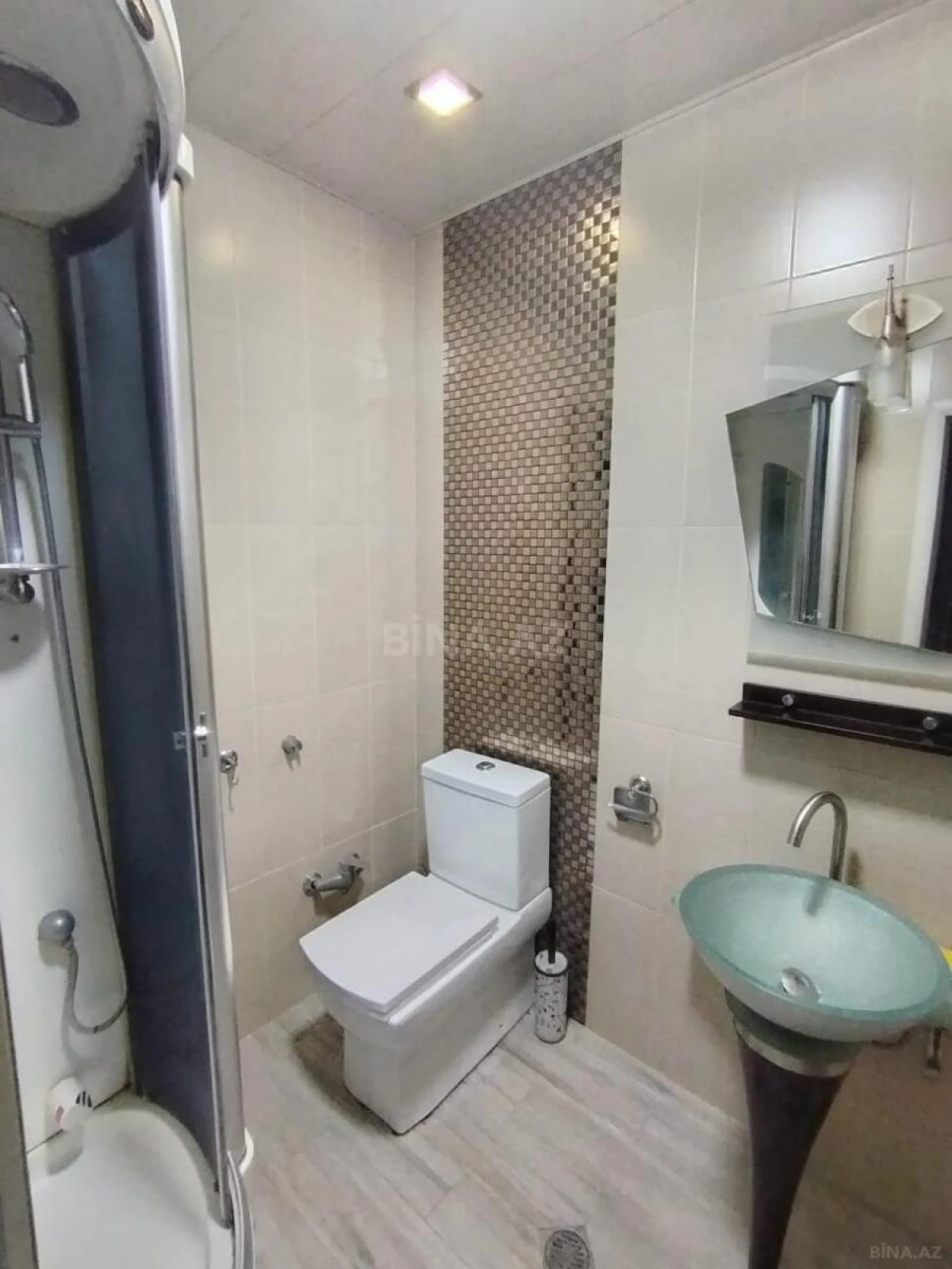 Kirayə verilir 3 otaqlı mənzil 190 m²
