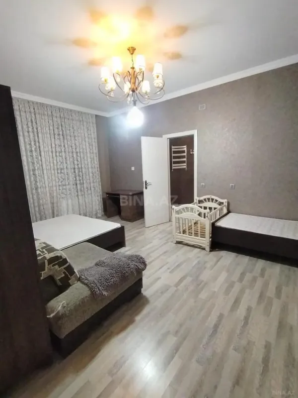 Kirayə verilir 3 otaqlı mənzil 190 m²