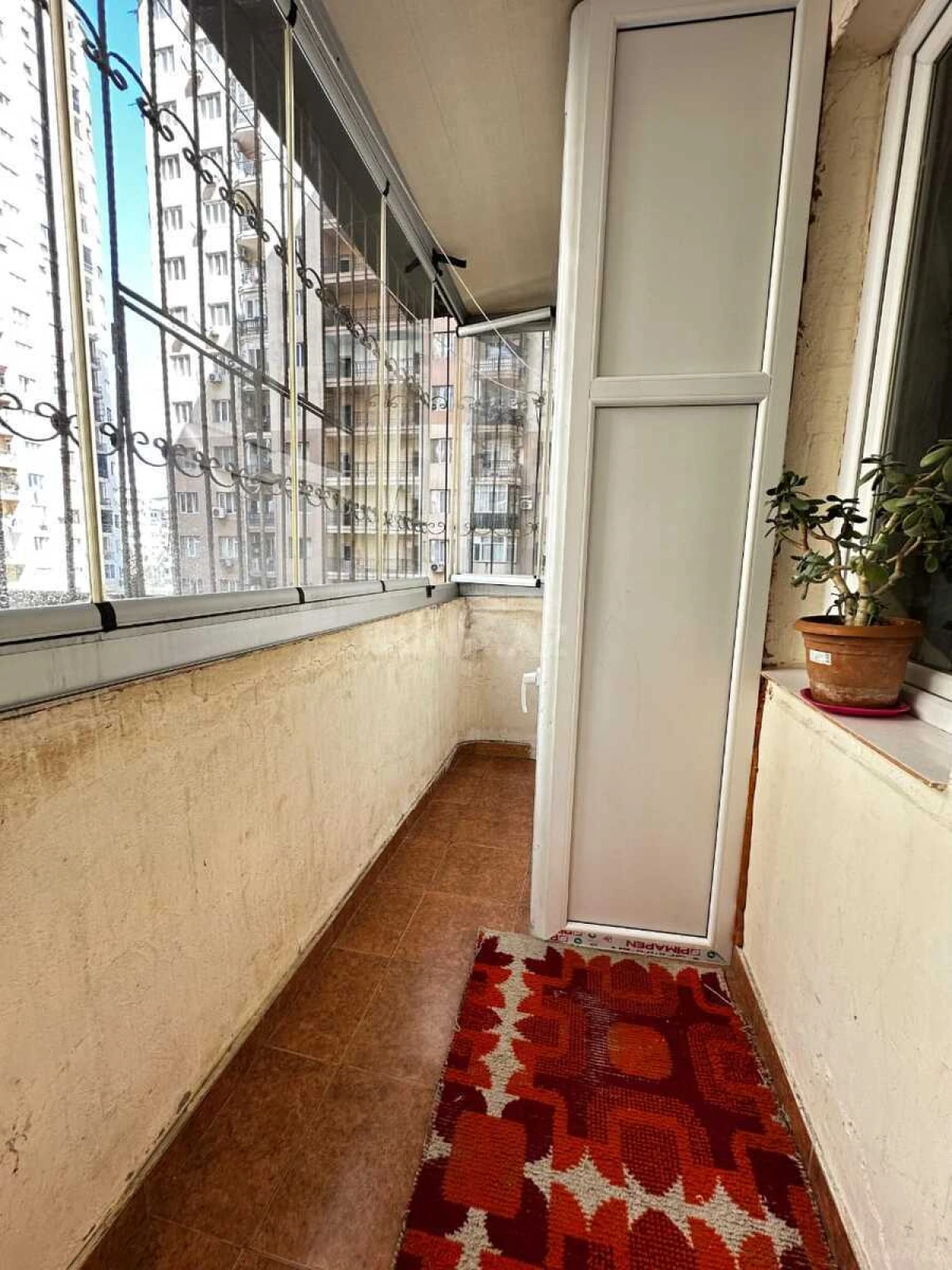 Satılır 3 otaqlı mənzil 90 m²