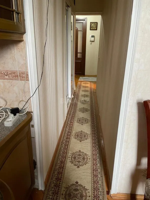 Satılır 3 otaqlı mənzil 98 m²