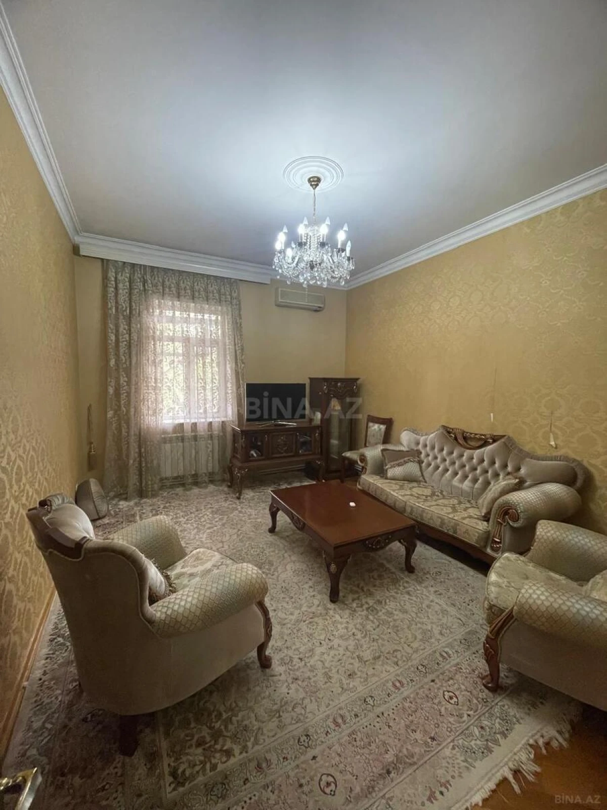 Satılır 3 otaqlı mənzil 98 m²