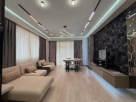 Kirayə verilir 3 otaqlı mənzil 120 m²
