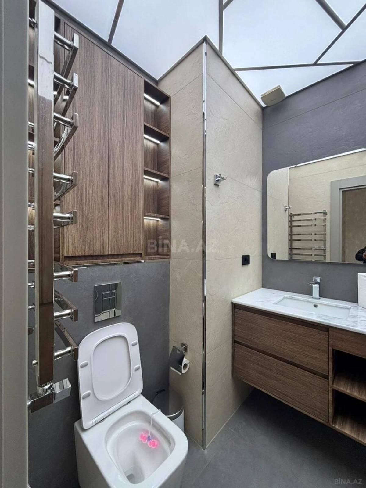 Kirayə verilir 3 otaqlı mənzil 120 m²