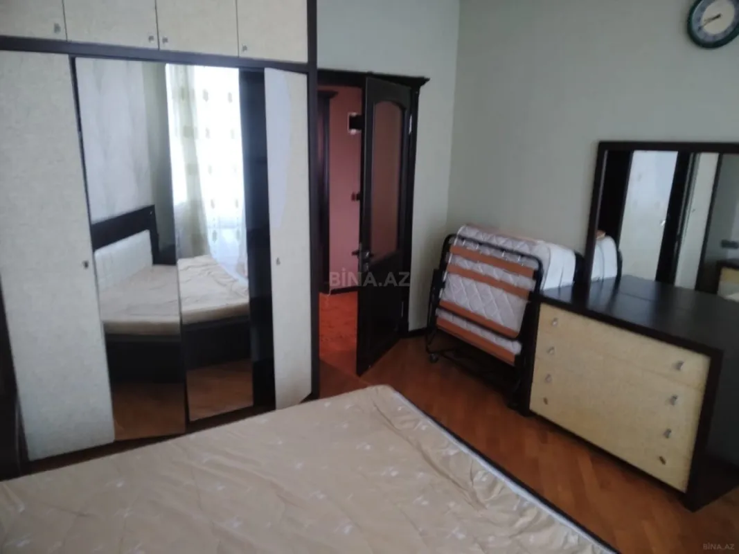Satılır 2 otaqlı mənzil 62 m²