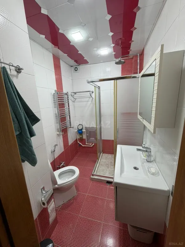 Kirayə verilir 3 otaqlı mənzil 130 m²