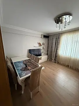 Kirayə verilir 3 otaqlı mənzil 130 m²