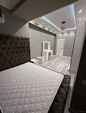 Kirayə verilir 2 otaqlı mənzil 80 m²