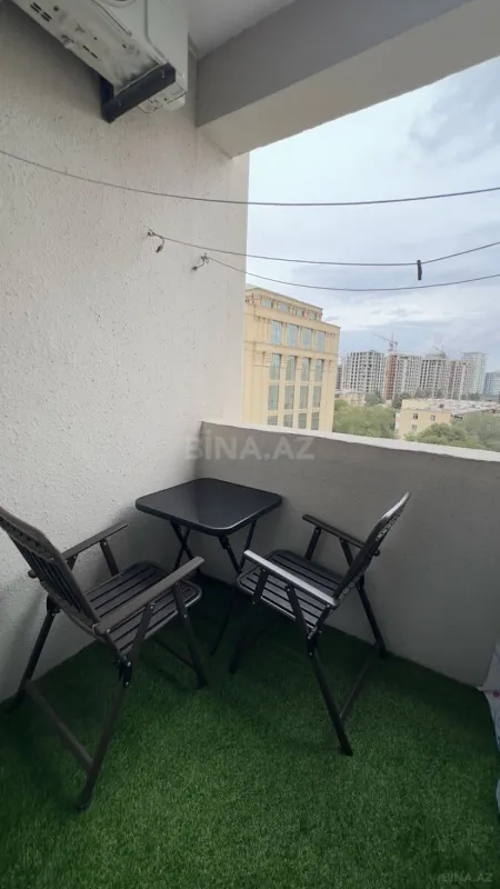 Satılır 3 otaqlı mənzil 126 m²