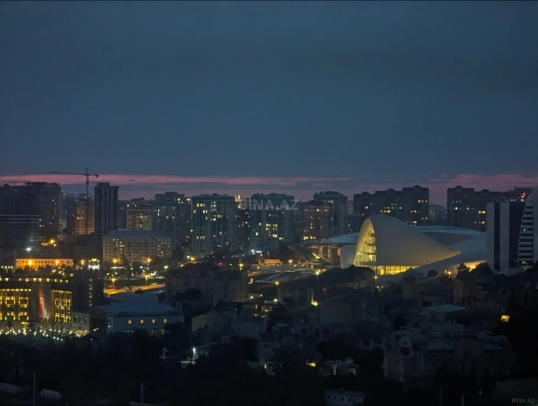 Satılır 2 otaqlı mənzil 70 m²