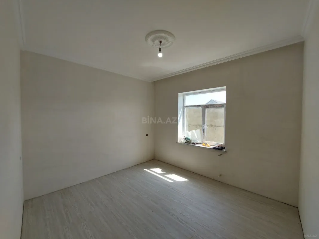 Satılır 4 otaqlı həyət evi 115 m²