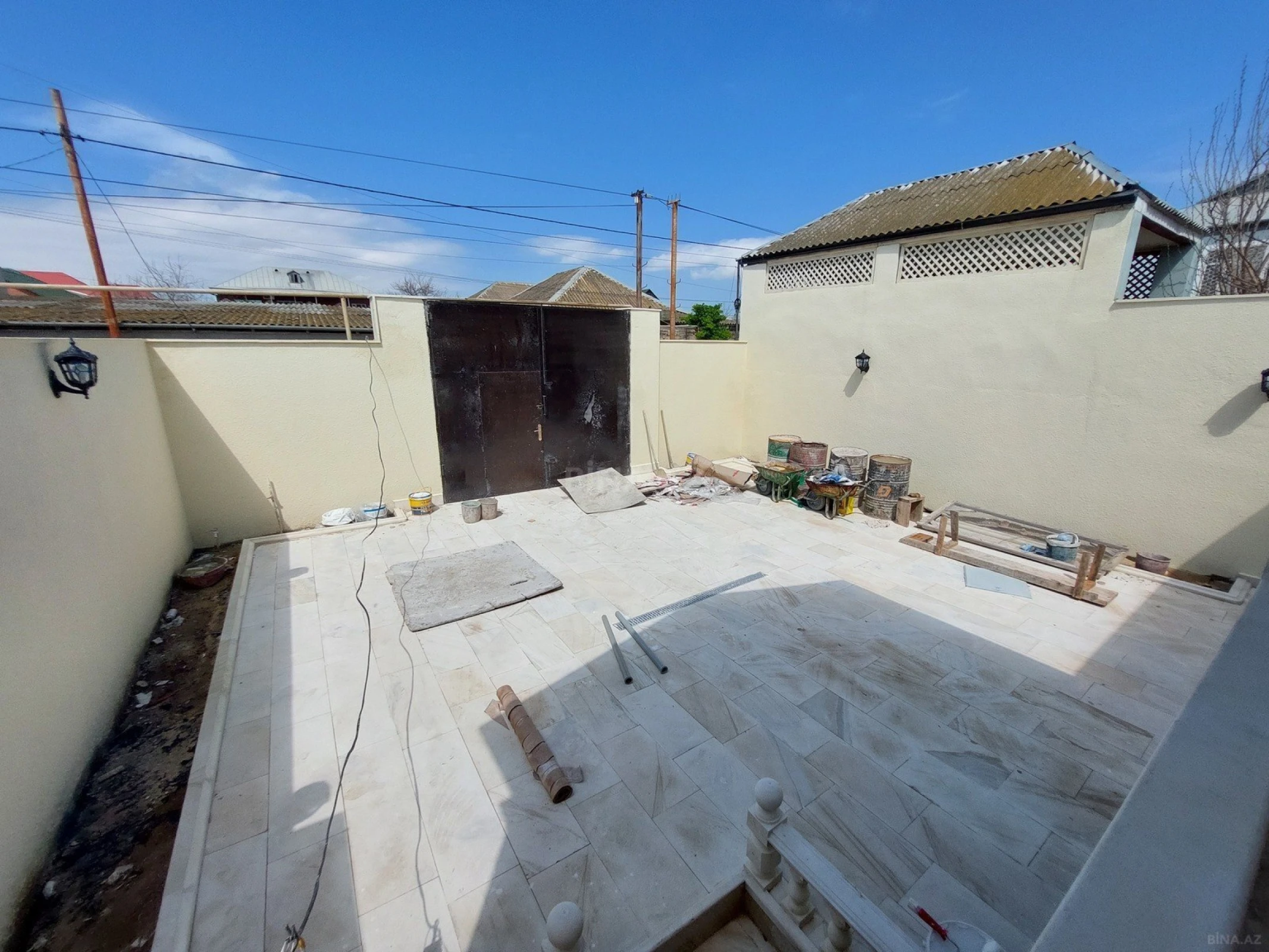 Satılır 4 otaqlı həyət evi 115 m²