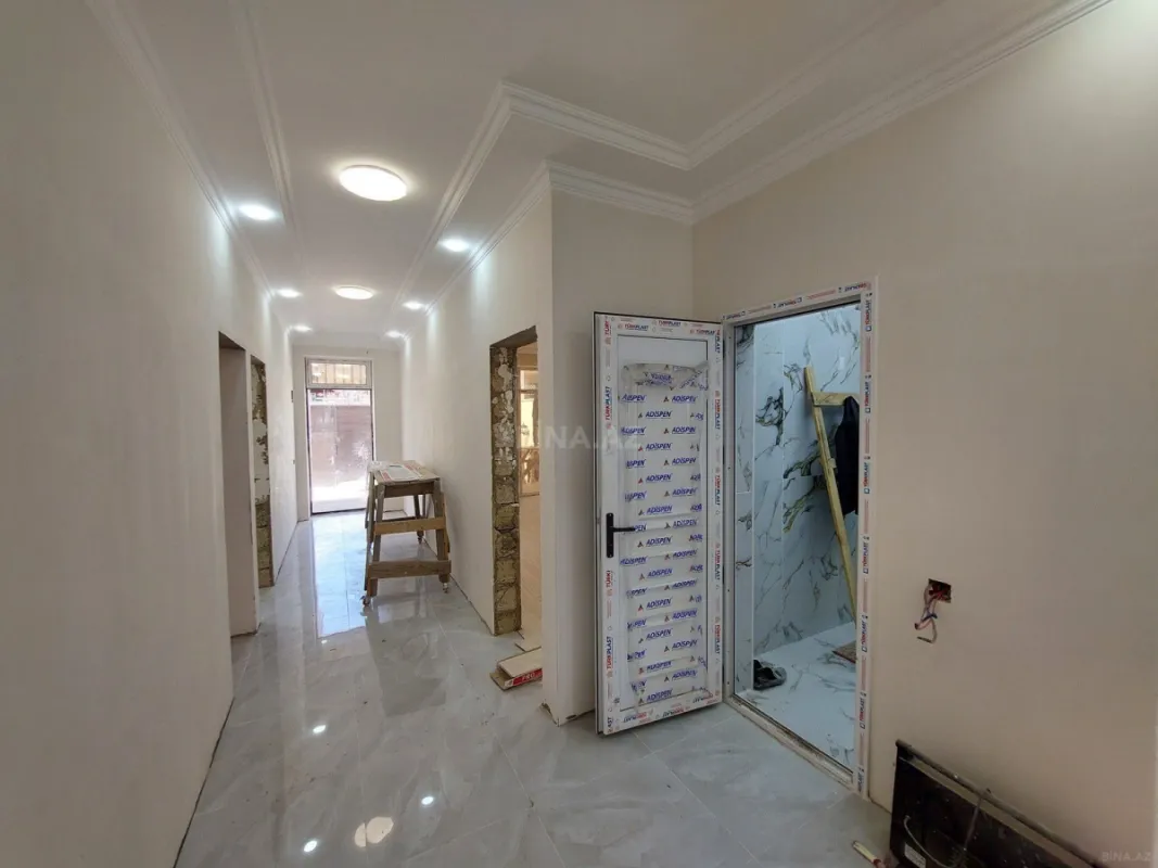 Satılır 4 otaqlı həyət evi 115 m²