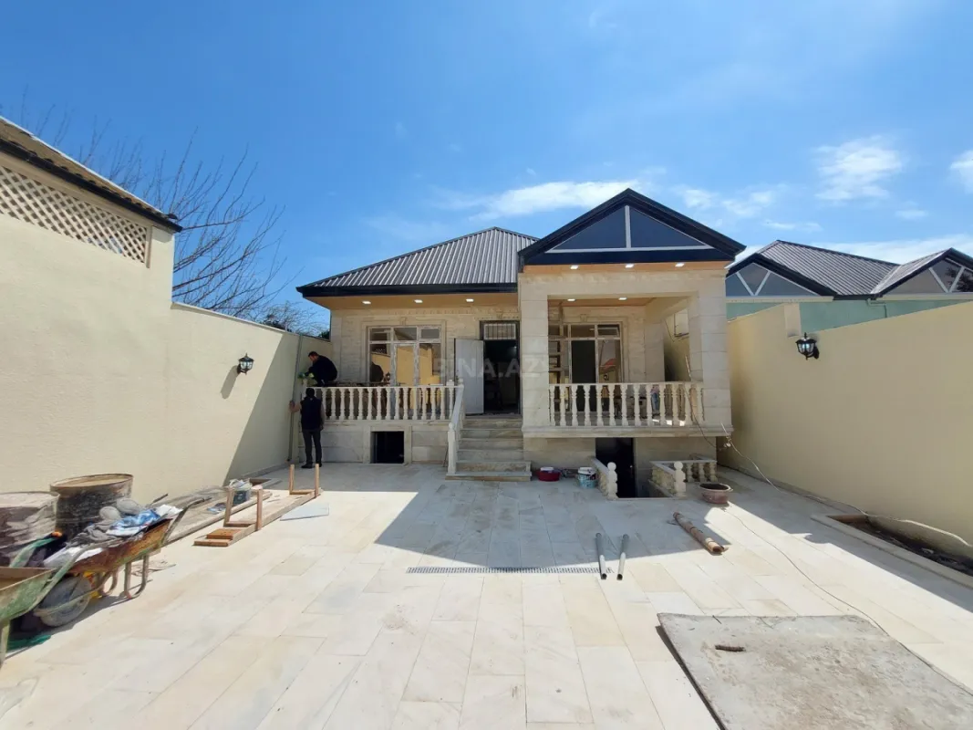 Satılır 4 otaqlı həyət evi 115 m²