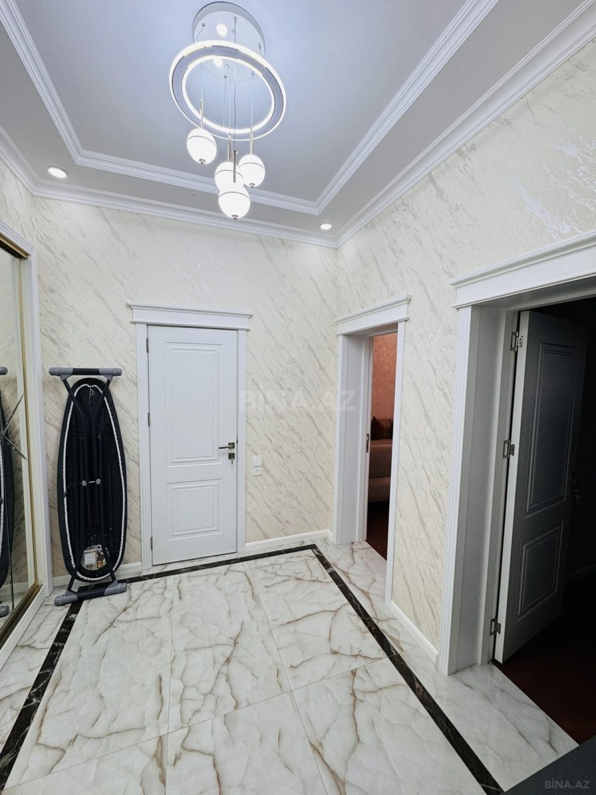 Satılır 2 otaqlı mənzil 80 m²