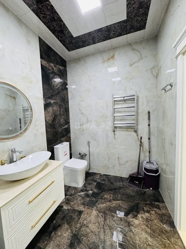 Satılır 2 otaqlı mənzil 80 m²