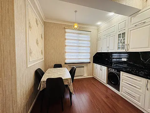 Satılır 2 otaqlı mənzil 80 m²