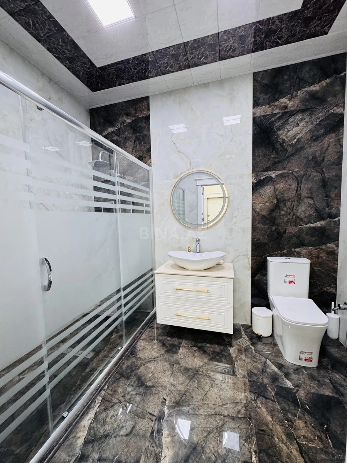 Satılır 2 otaqlı mənzil 80 m²