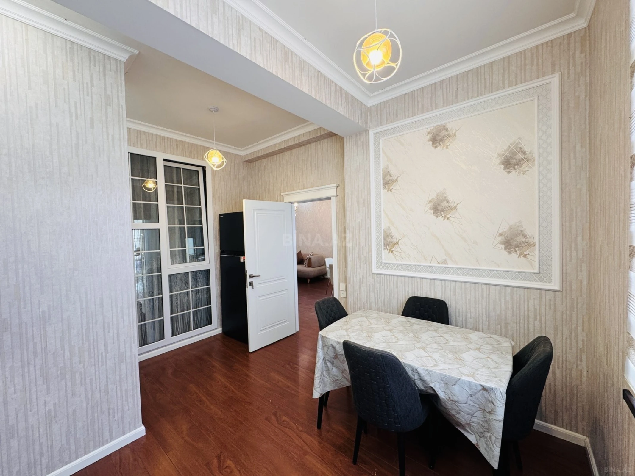 Satılır 2 otaqlı mənzil 80 m²