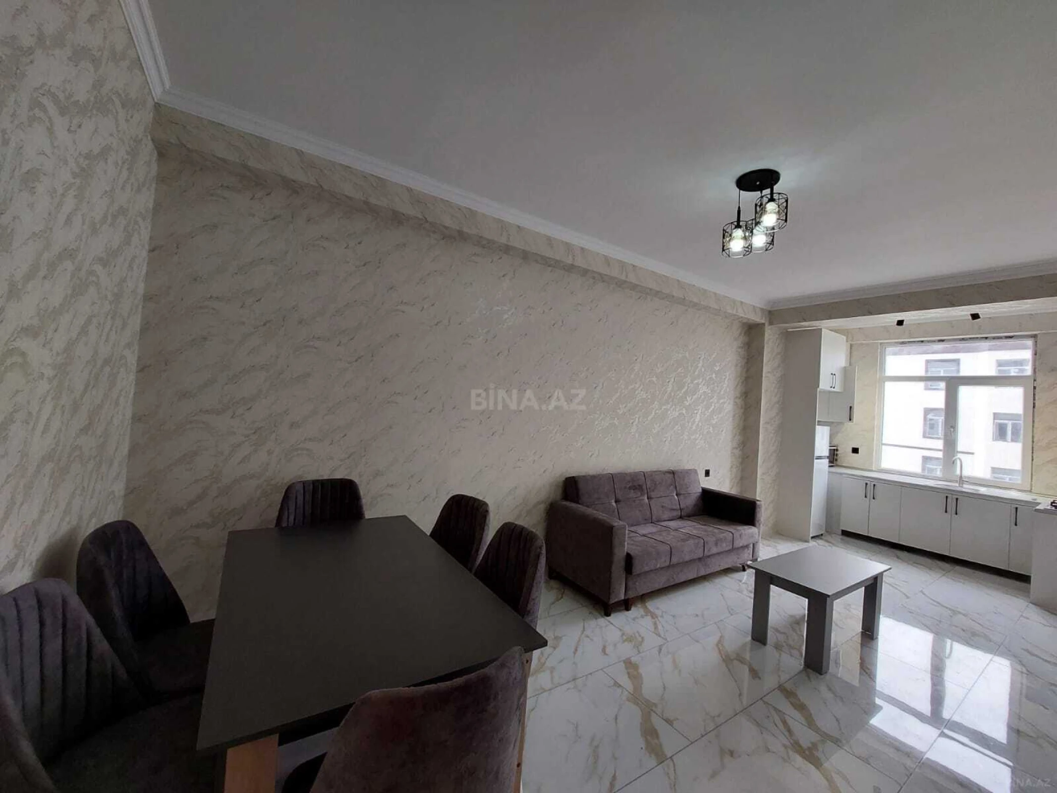 Kirayə verilir 2 otaqlı mənzil 60 m²