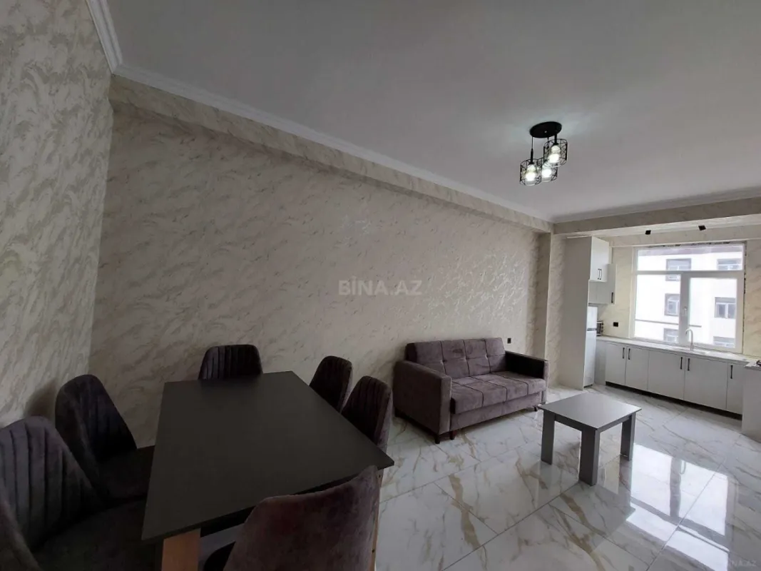 Kirayə verilir 2 otaqlı mənzil 60 m²