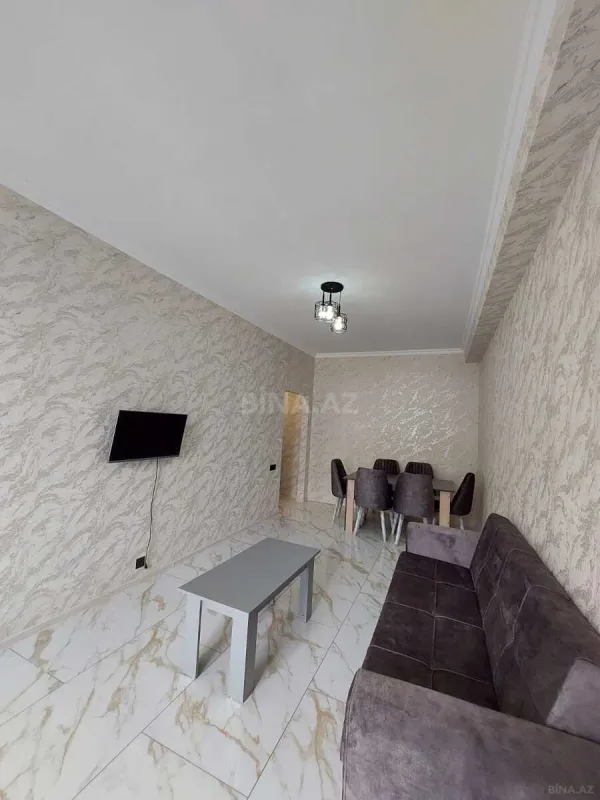 Kirayə verilir 2 otaqlı mənzil 60 m²