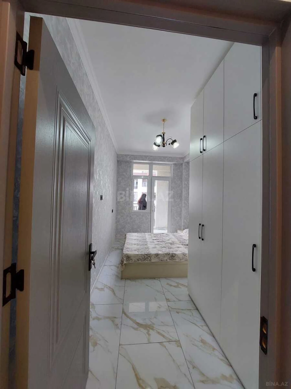 Kirayə verilir 2 otaqlı mənzil 60 m²