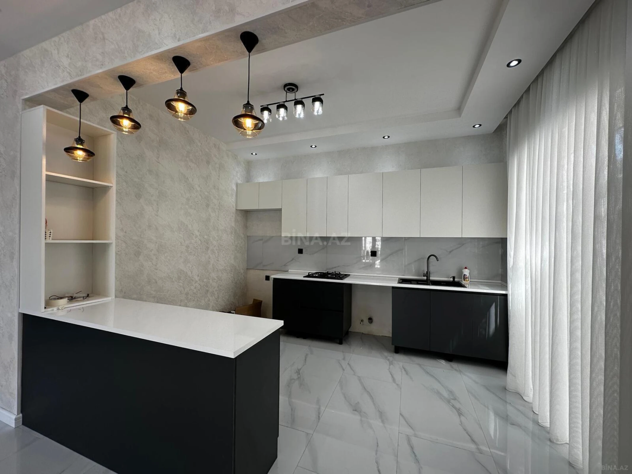 Satılır 4 otaqlı həyət evi 140 m²