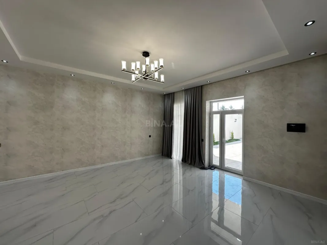 Satılır 4 otaqlı həyət evi 140 m²