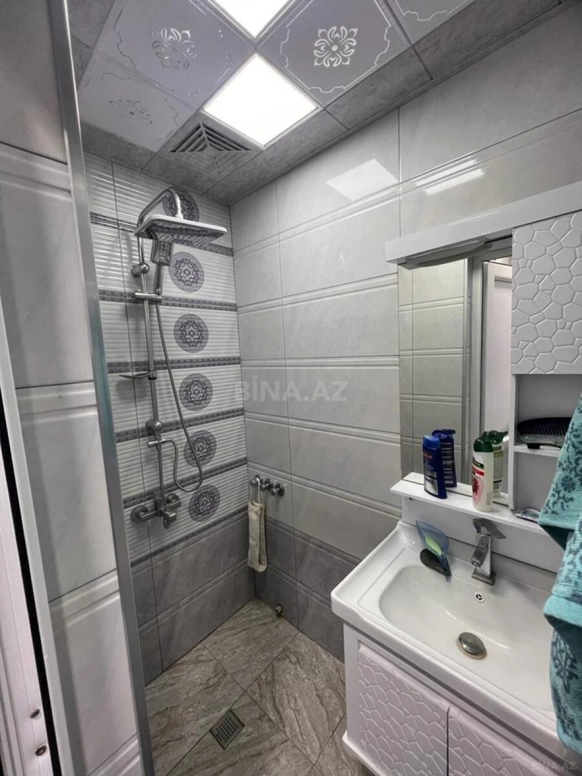 Kirayə verilir 2 otaqlı mənzil 55 m²