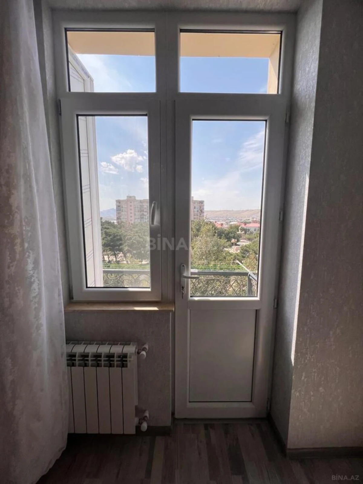 Kirayə verilir 2 otaqlı mənzil 55 m²