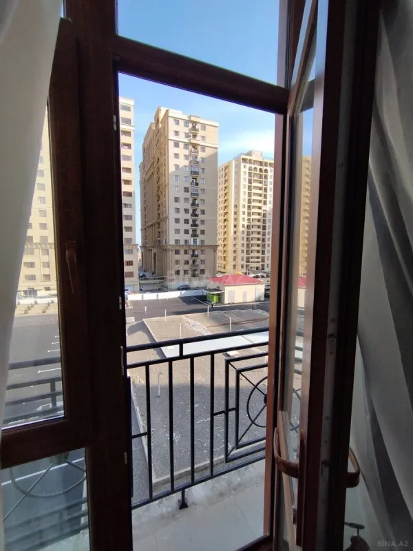 Kirayə verilir 3 otaqlı mənzil 115 m²