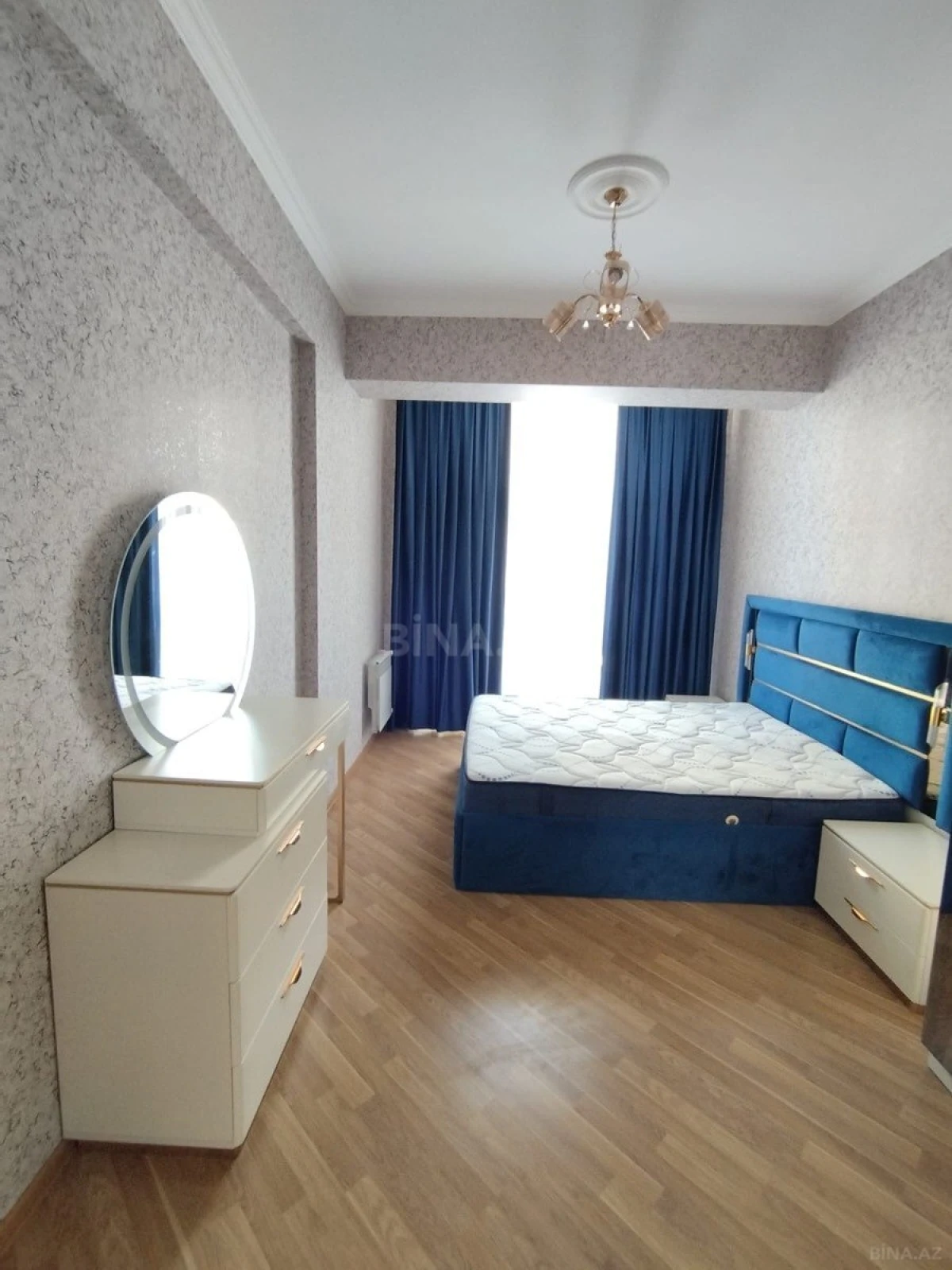 Kirayə verilir 3 otaqlı mənzil 115 m²
