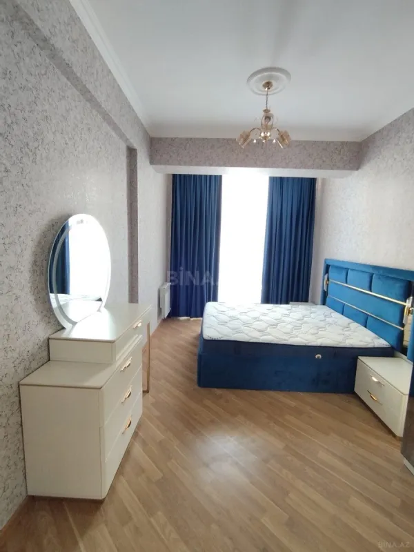 Kirayə verilir 3 otaqlı mənzil 115 m²