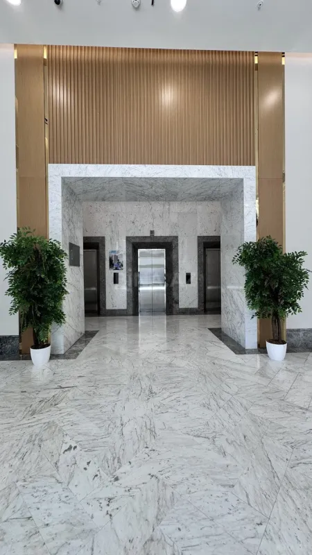 Satılır 5 otaqlı mənzil 277.6 m²