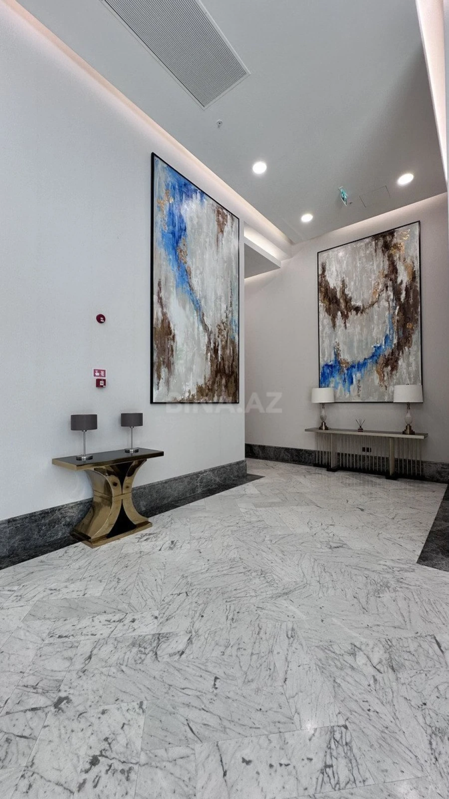 Satılır 5 otaqlı mənzil 277.6 m²