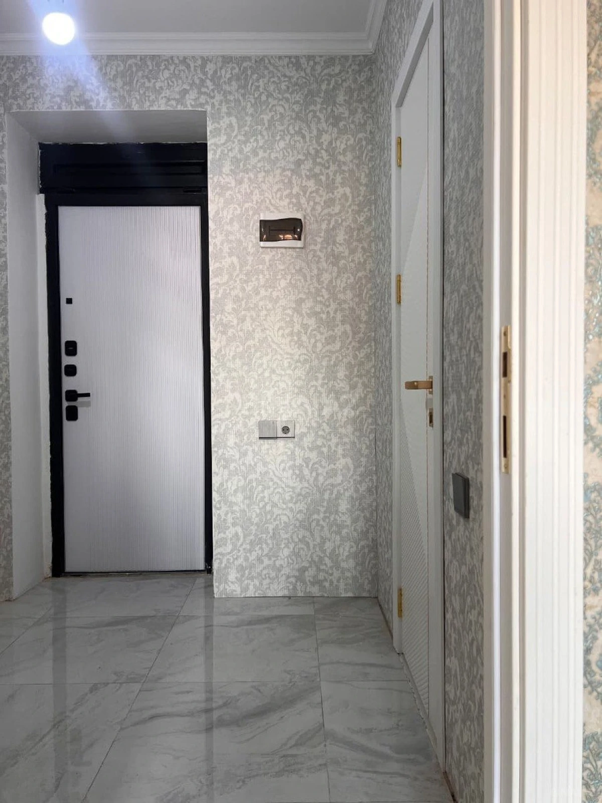 Satılır 1 otaqlı mənzil 20 m²