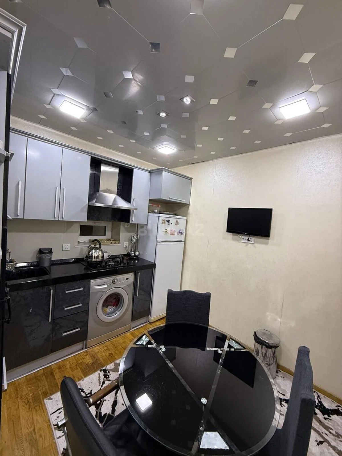 Satılır 3 otaqlı mənzil 76 m²