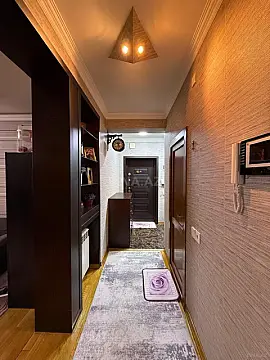 Satılır 3 otaqlı mənzil 76 m²