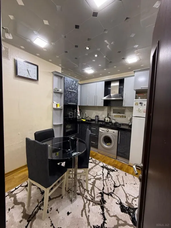 Satılır 3 otaqlı mənzil 76 m²