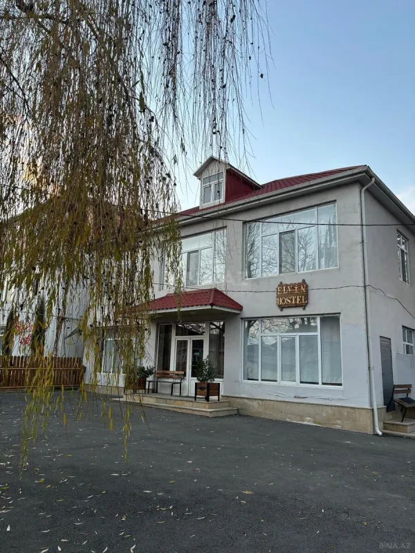 Satılır obyekt 400 m²