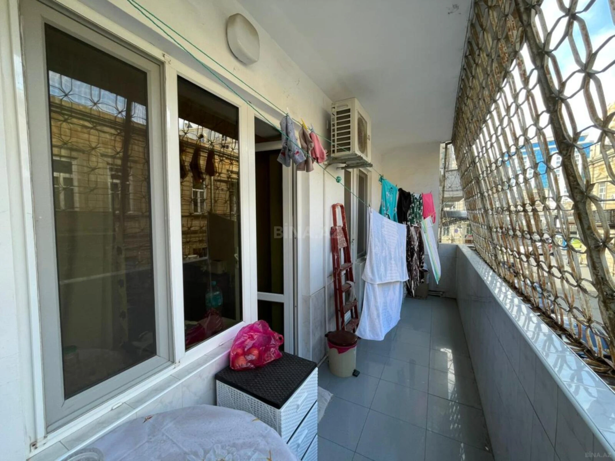 Satılır 3 otaqlı mənzil 100 m²