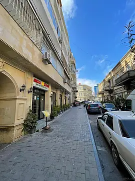 Satılır 3 otaqlı mənzil 100 m²