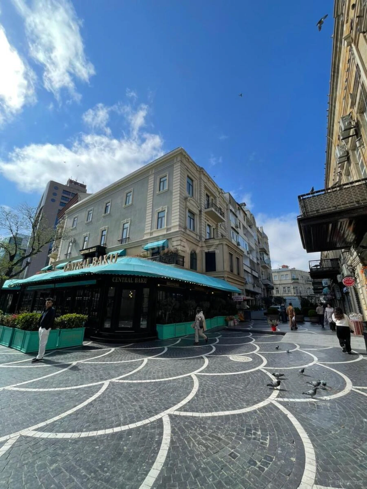 Satılır 3 otaqlı mənzil 100 m²