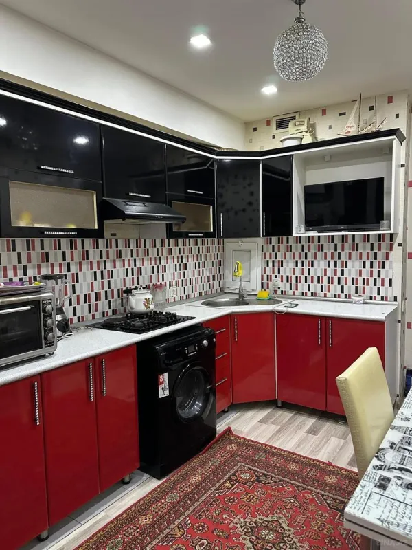 Satılır 3 otaqlı mənzil 83 m²