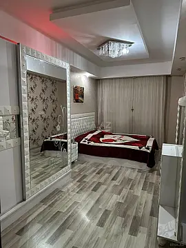 Satılır 3 otaqlı mənzil 83 m²