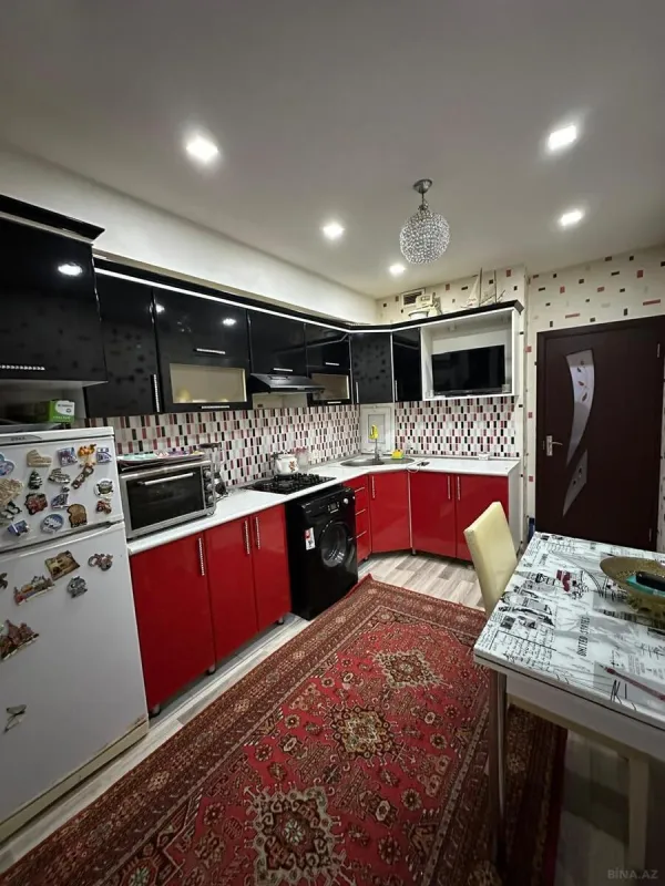 Satılır 3 otaqlı mənzil 83 m²