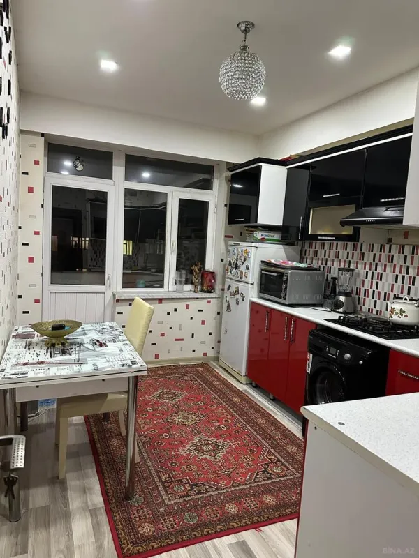 Satılır 3 otaqlı mənzil 83 m²