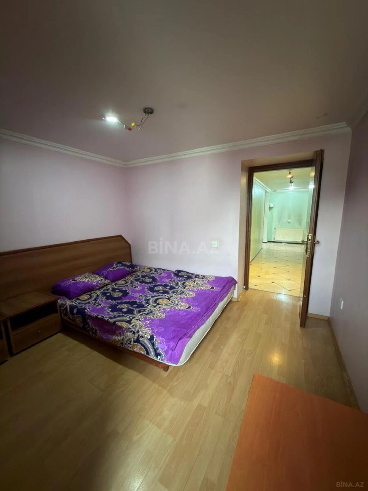 Satılır 4 otaqlı mənzil 110 m²