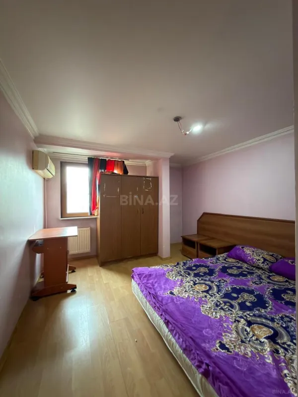 Satılır 4 otaqlı mənzil 110 m²