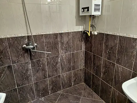 Satılır 1 otaqlı mənzil 37 m²
